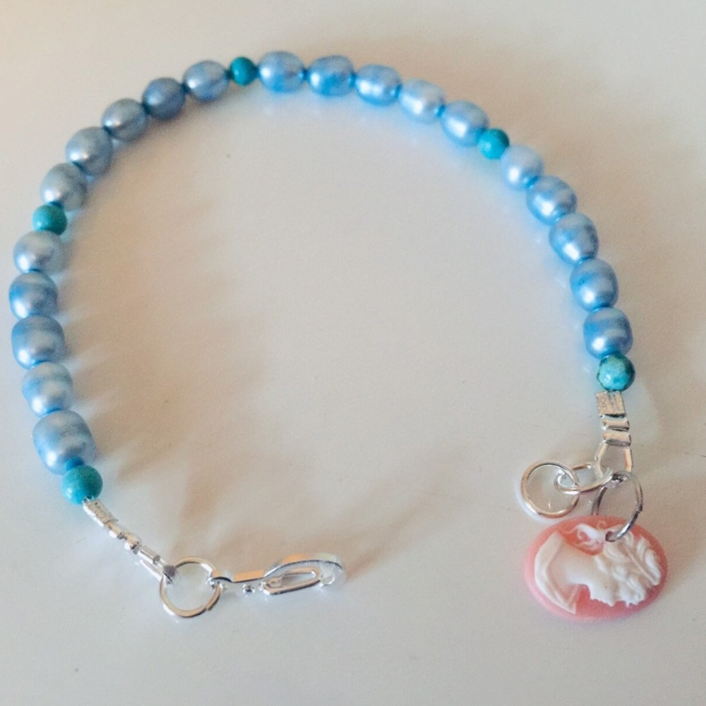 Bead bracelet